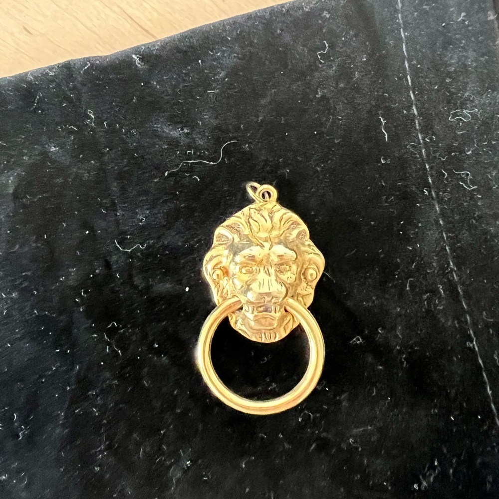 Vanessa Mooney Gold Lion Head Pendant
